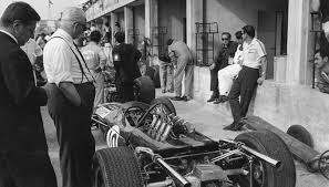 Van wikipedia, de gratis encyclopedie. Daring Attempt To Steal F1 Legend Enzo Ferrari S Body From His Grave Foiled Hindustan Times