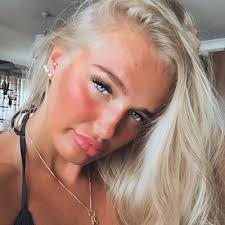 Kelsey Fyfe💛 (@kelseyfyfe13)