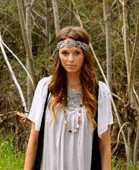 Bohemian Hairstyle With Headband Bohemian Hairstyles Boho Hairstyles Hair Styles