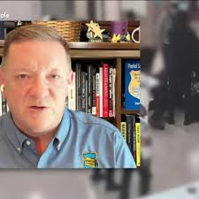 'It's frustrating': APD Union Pres. reacts to criticisms of cop hitting  student