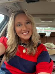 Happy Friday!!! It's a gloomy day, but thank goodness the heat and humidity  finally broke!!!! This has been the fastest week in my opinion!!! Have yall  felt that too?? We made it