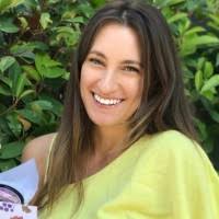 100+ "Momat" profiles