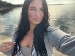 Lizard 🖤 (@elizaaharriss) • Instagram photos and videos