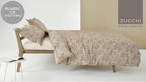 Adoptez du linge de lit haut de gamme en optant pour une parure de lit complète anne de solène : Linge De Lit Italien Chambre Decoration Qualite Linge De Lit En Satin Pur Coton Westwing