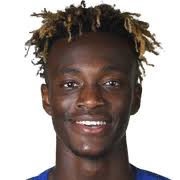 Tammy abraham akan mendapatkan kontrak baru dari chelsea yang bisa membuat gajinya naik lebih dari dua kali lipat, dari gajinya saat ini sebesar 50.000 ribu poundsterling dalam seminggu. Fifa Welt