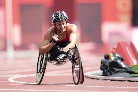 She has used a wheelchair since the age of 8, when a playground accident paralysed her from the waist down. Zbqtzyjok4fkgm
