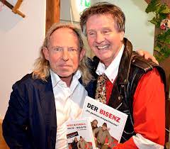 März 2020 erleidet der österreichische parodist, kabarettist und maler alexander bisenz (58) einen schweren herzinfarkt. Alexander Bisenz Wurbala Kabarett Comeback Des Jahres Auf Dvd Cd Tulln