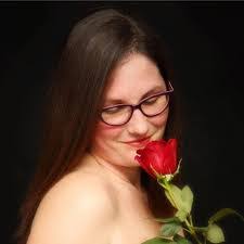 Amy Bolton's Instagram, Twitter & Facebook