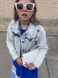 Merry Christmas and Happy New Year from The Cook Family! ❤️🎶🎄✨ Lots of  Love, Amanda, Jesse, Bella & Pippa