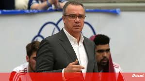 We did not find results for: Benfica Oficializa Regresso De Carlos Lisboa Como Treinador Basquetebol Jornal Record