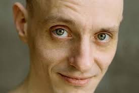 О его личной жизни мало что известно. Poet Andrej Egorov Pokonchil S Soboj