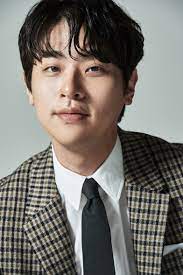 The portrait of a poet (2015), for which he won best new actor at the 52nd baeksang arts awards and the 37th blue dragon film awards. Jeong Min Park Imdb
