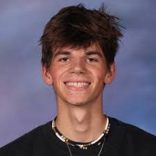 Natalie Dorey's Instagram, Twitter & Facebook