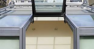 Verriere Par Lab123 Minimaliste Aluminium Zinc Homify Fenetre De Toit Velux Fenetre De Toit Verriere