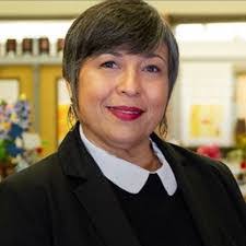 Mariely Matos's Instagram, Twitter & Facebook