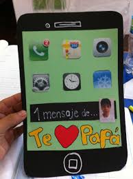 Faltan pocos días para el día del padre, por eso esta semana os traigo una recopilación de manualidades y tarjetas muy fáciles de hacer para regalar a papá. Tarjeta Dia Del Padre Fete Des Peres Fete Des Mamans Fete Des Meres