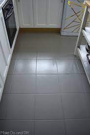 The supplies you will need to paint your ceramic tile floors are inexpensive and many you might already have if you are into diy projects. Pintura Para Azulejos Suelo Novocom Top