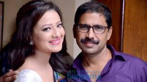 Anil Dutt's Instagram, Twitter & Facebook