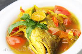 Asam kandis bisa diganti dg belimbing wuluh 3. Resep Palumara Ulu Juku Spicy Red Snapper Fish Soup Recipe With Tomato Chilli Tamarind Lemongrass And Turmeric Based Seasoning Dentist Chef