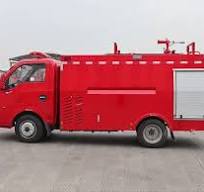 Compact Isuzu 2000L Fire Truck with Water Tank - 2 Ton Fire ...
