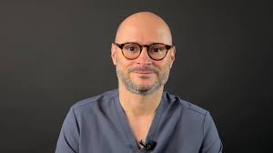 file-uploads/sites/2147570214/video/42da455-323e-46e-6c32-e8c378b137_Esquivel.mp4