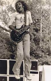 Humble pie are an english rock band formed by steve marriott in moreton, essex during 1969. Peter Frampton Humble Pie Jml Peter Frampton Classic Rock And Roll Rock Music