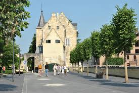 Valkenburg is a extremely popular sightseeing destination in the netherlandsvalkenburg aan de geul is a small community which has been a regular magnet for t. Historic Centre Valkenburg