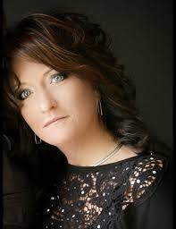 Ann Harbaugh's Instagram, Twitter & Facebook