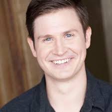 Larry Kneeland's Instagram, Twitter & Facebook