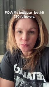 🤣🤣🤣 #massfollowing #bestie #teamwork #diymomma #diy #justforfun