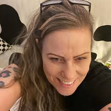 Pet-friendly room for rent for female with ESA dog