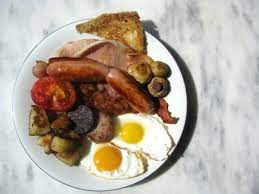 Your Guide To A Full English Breakfast Fry Up British Breakfast Full English Breakfast Fried Breakfast
