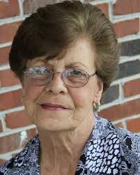 Marie Windham's Instagram, Twitter & Facebook