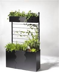Plant And Grow Urban Garden Smd Design In 2020 Urban Garden Urban Backyard Herb Garden Design