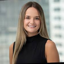 A little over a year ago, I packed up my life and moved away from my family  and friends in Illinois to start my life here in Tampa, Florida. I then  quickly