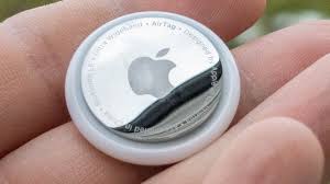 Here's what you need to know before you attach them to everything you own. Airtags Apple Schutzt Besser Vor Stalking Golem De