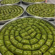 Pin By Yasmm On Food Turkish Desserts Baklava Food