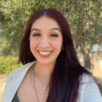 Evelyn Villeda's Instagram, Twitter & Facebook