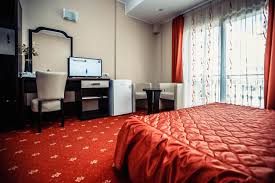 Hotel new derby, 3 stele cu 15 de camere. Hotel New Derby Constanta Romania Camere Si Tarife Disponibile