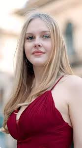 What makes a compatible partner for a 35-year-old?