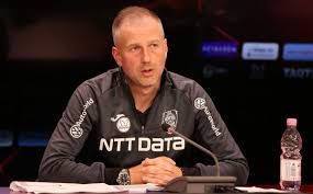In anul 2010 a fost remarcat de. Cfr Cluj MutÄƒ Si Pe PiaÅ£a Transferurilor Primul JucÄƒtor Cerut De Edi IordÄƒnescu Un Fost Junior De La Fcsb