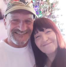 What is the correct order for cars to proceed at an intersection?