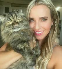 HI GUYS I AM HARVEST! IT'S DRESSER DRAWER TIME😻😼