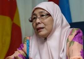 Najib 1mdb datuk seri najib tun razak mangsa kehancuran demokrasi. Wan Azizah Reviving Second Wave Of Reformasi Is Difficult Malaysia Today