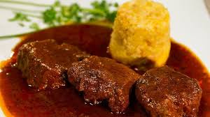 Rezept Von Andreas Wojta 3 Stunden X2f Aufwendig Rezepte Rindsgulasch Frisch Gekocht