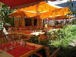 Jardin Des Arts Arles Restaurant Avis Numero De Telephone Photos Tripadvisor