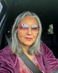 Because I'm old, no one wanted to get to know me 😔