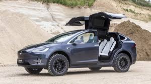 Design and order your tesla model x, the safest, quickest and most capable electric suv on the road. Ein Tesla Fur Die Apokalypse