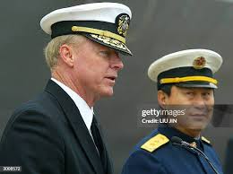 Vice Admiral Robert Willard , the commander of US Seventh Fleet,... News  Photo
