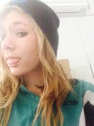 Renae Annette Dean (@RAWRI_4_LIFE_XO)